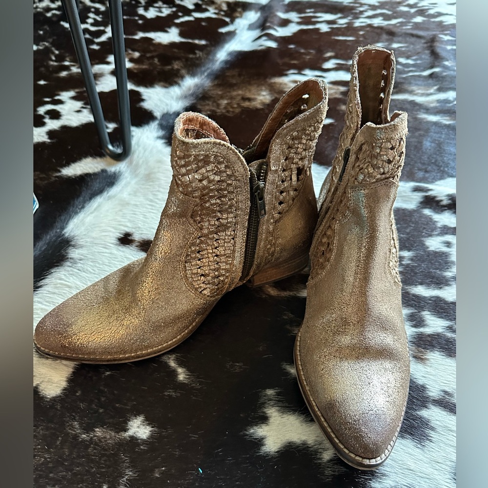Gold ankle bootie